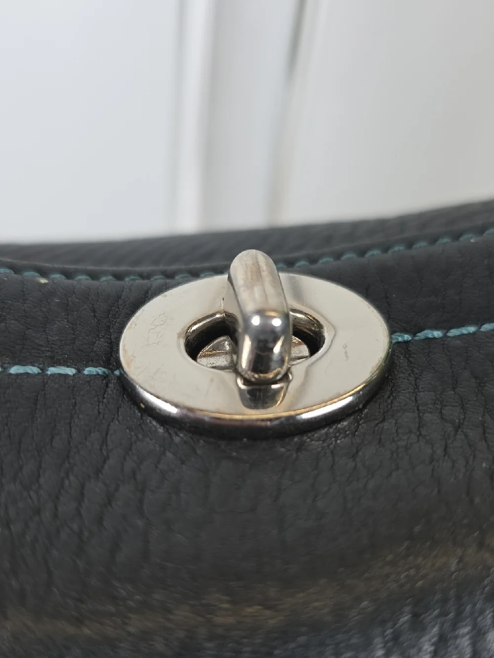 Coach Hobo Black Small Chelsea Turnlock Shoulder Hand Bag